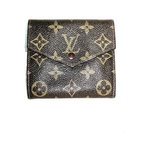 *SOLD*Authentic Louis Vuitton Bifold Porte Monay